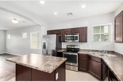 7751 W Pipestone Place, Phoenix, AZ 85035 - Photo 6