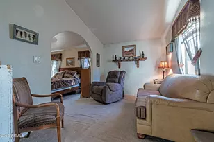 2179 Hackamore Dr, Overgaard, AZ 85933 - Photo 20