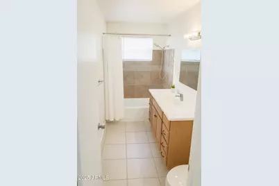 5107 E Oak Street #3, Phoenix, AZ 85008 - Photo 6