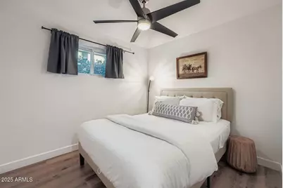 4113 E Glenrosa Avenue, Phoenix, AZ 85018 - Photo 18