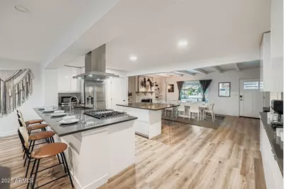 4113 E Glenrosa Avenue, Phoenix, AZ 85018 - Photo 8