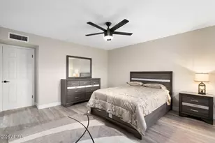 10240 N 34th Pl, Phoenix, AZ 85028 - Photo 12