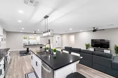 10240 N 34th Place, Phoenix, AZ 85028 - Photo 10