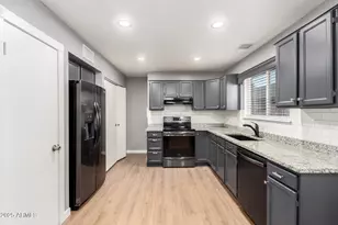 630 E Jensen St, Mesa, AZ 85203 - Photo 8