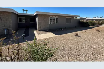 16822 N Boswell Boulevard, Sun City, AZ 85351 - Photo 1