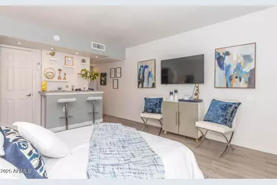 2936 E Indian School Road #ST, Phoenix, AZ 85016 - Photo 2