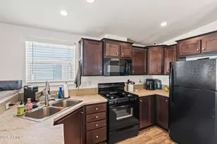 1371 E 4th Ave, Apache Junction, AZ 85119 - Photo 8