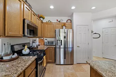2366 W Muirfield Drive, Anthem, AZ 85086 - Photo 12