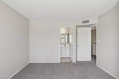 5742 N 43rd Drive, Glendale, AZ 85301 - Photo 14