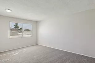 5742 N 43rd Dr, Glendale, AZ 85301 - Photo 12