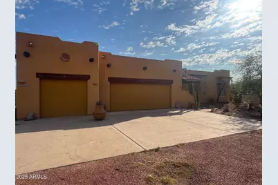 8241 S 133rd Avenue, Goodyear, AZ 85338 - Photo 4