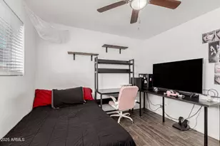 3701 W Griswold Rd, Phoenix, AZ 85051 - Photo 22