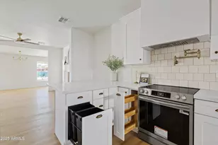 2241 N Richland St, Phoenix, AZ 85006 - Photo 14