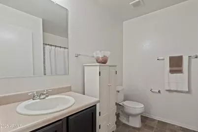 8192 W Lynwood Street, Phoenix, AZ 85043 - Photo 8