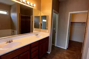 36113 N Mirandesa Dr, San Tan Valley, AZ 85143 - Photo 8