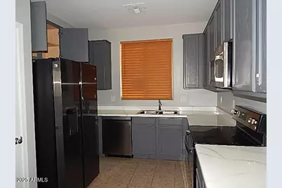 5021 S 99th Drive, Tolleson, AZ 85353 - Photo 6