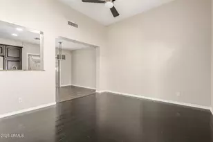 3964 E Cat Balue Dr, Phoenix, AZ 85050 - Photo 8