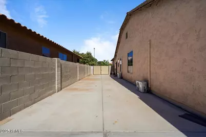 2305 W Angel Way, San Tan Valley, AZ 85144 - Photo 38