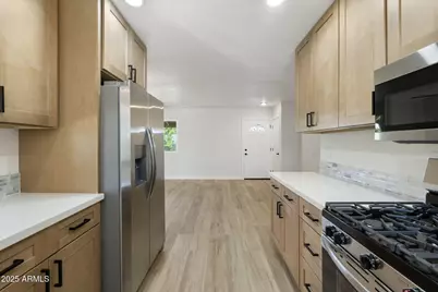 10351 W Pinehurst Drive, Sun City, AZ 85351 - Photo 12