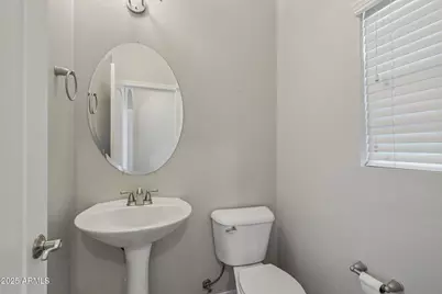 5904 S 35th Place, Phoenix, AZ 85040 - Photo 20