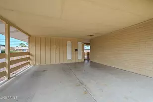 10816 N Madison Dr, Sun City, AZ 85351 - Photo 14