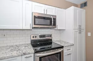 10816 N Madison Dr, Sun City, AZ 85351 - Photo 38