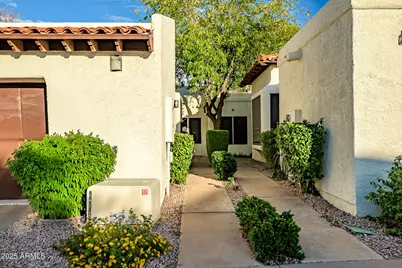 11625 N 40th Way, Phoenix, AZ 85028 - Photo 10