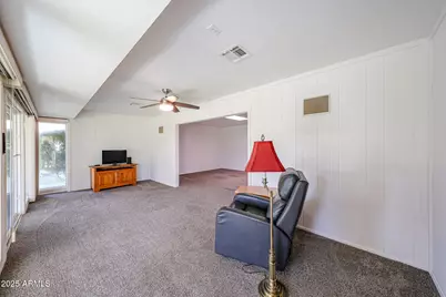 10410 W Saratoga Circle, Sun City, AZ 85351 - Photo 18