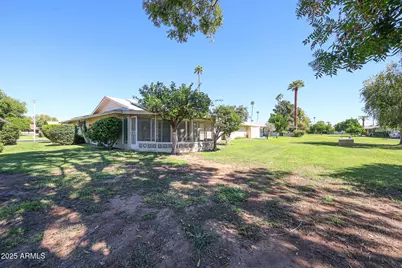 10410 W Saratoga Circle, Sun City, AZ 85351 - Photo 36