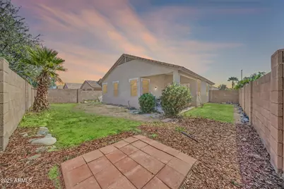 17018 W Tonbridge Street, Surprise, AZ 85374 - Photo 28