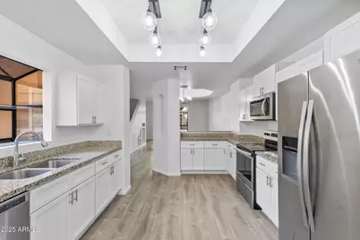 6550 N 47th Avenue #113, Glendale, AZ 85301 - Photo 1