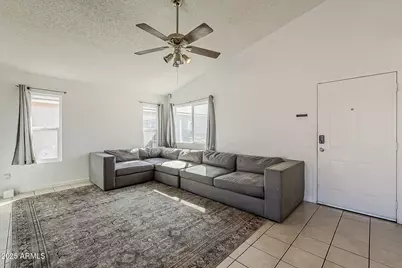 6940 W Northview Avenue, Glendale, AZ 85303 - Photo 2