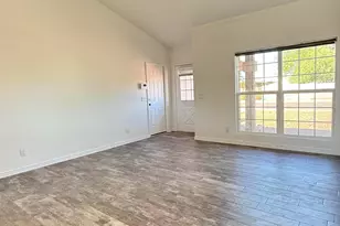 8633 W Wethersfield Rd, Peoria, AZ 85381 - Photo 12