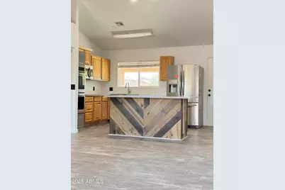 8633 W Wethersfield Road, Peoria, AZ 85381 - Photo 4