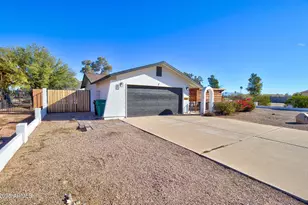 8580 W Mission Hills Dr, Arizona City, AZ 85123 - Photo 2