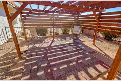 8580 W Mission Hills Drive, Arizona City, AZ 85123 - Photo 6