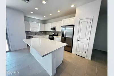 9961 W Mitchell Avenue, Avondale, AZ 85392 - Photo 4