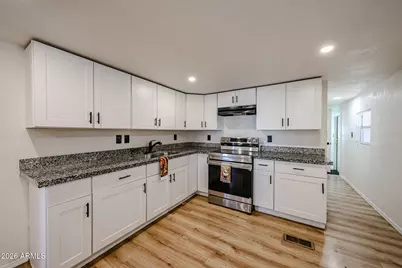 515 E Charleston Avenue, Phoenix, AZ 85022 - Photo 8