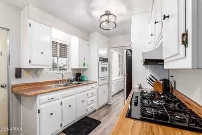 2650 W Union Hills Drive #112, Phoenix, AZ 85027 - Photo 8