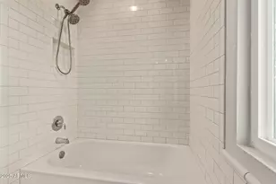 4617 E Catalina Dr, Phoenix, AZ 85018 - Photo 38