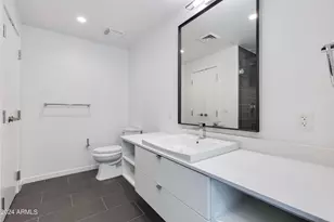 200 W Portland St, Phoenix, AZ 85003 - Photo 10