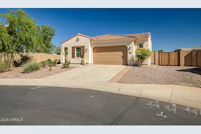 733 S 198th Lane, Buckeye, AZ 85326 - Photo 2