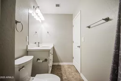 3824 W Shangri La Road, Phoenix, AZ 85029 - Photo 28