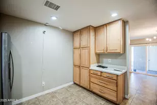 3824 W Shangri La Rd, Phoenix, AZ 85029 - Photo 10