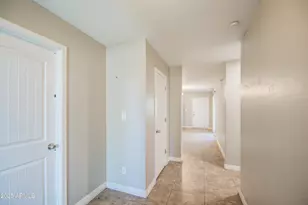 3824 W Shangri La Rd, Phoenix, AZ 85029 - Photo 14