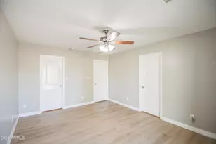 3824 W Shangri La Rd, Phoenix, AZ 85029 - Photo 16