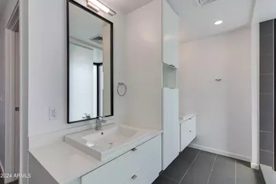 200 W Portland Street #511, Phoenix, AZ 85003 - Photo 8