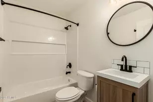 1345 S Owl Dr, Gilbert, AZ 85296 - Photo 20