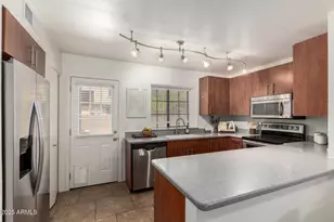 921 W University Dr, Mesa, AZ 85201 - Photo 10