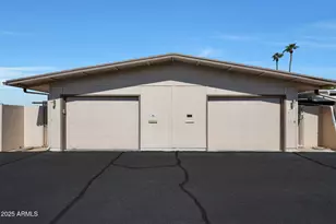 10246 W Palmeras Dr, Sun City, AZ 85373 - Photo 24